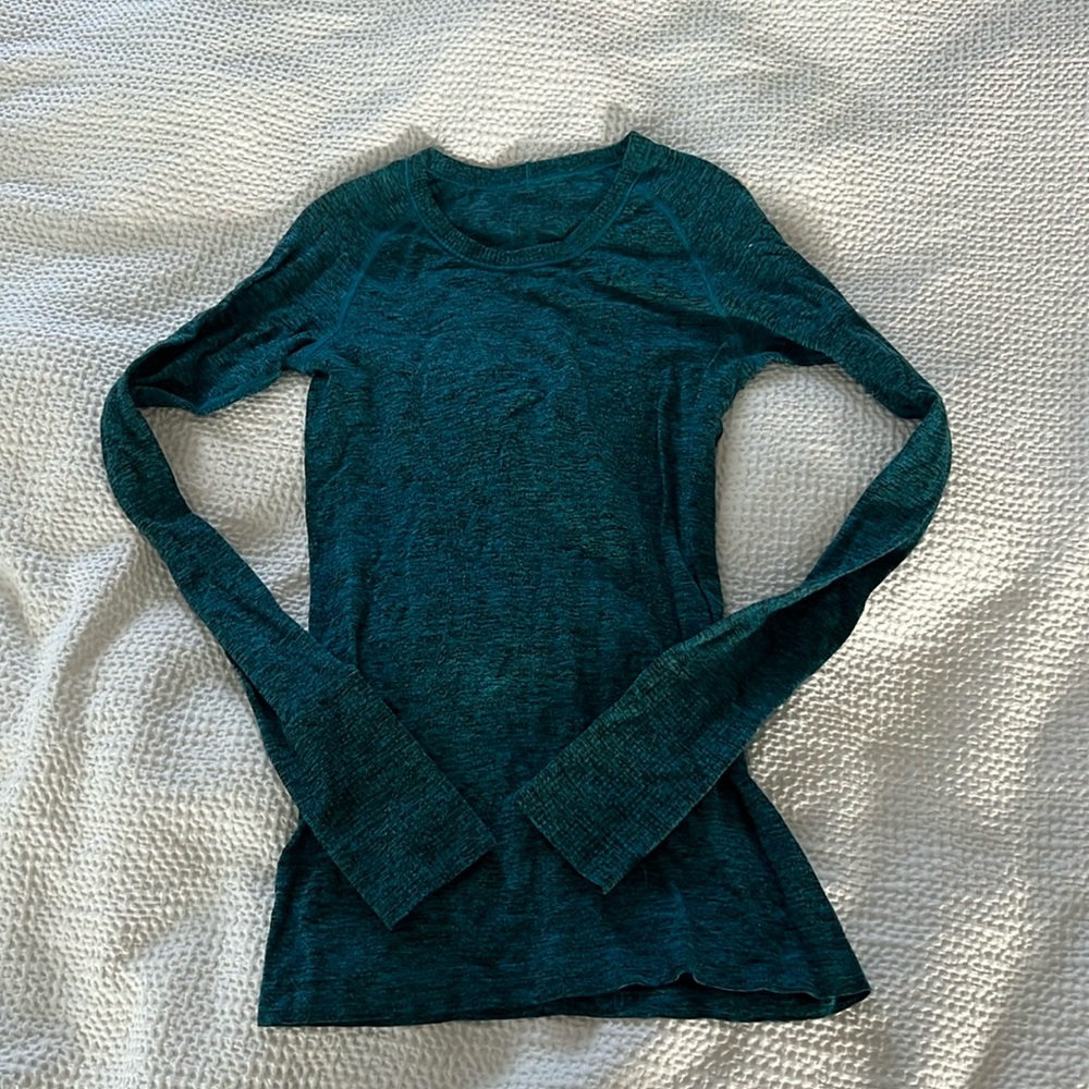 LULULEMON LONG SLEEVE